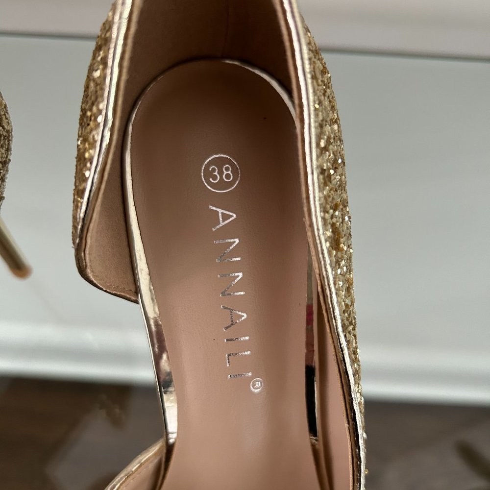 Gold Closed-Toe Pumps - Picture 3 of 8